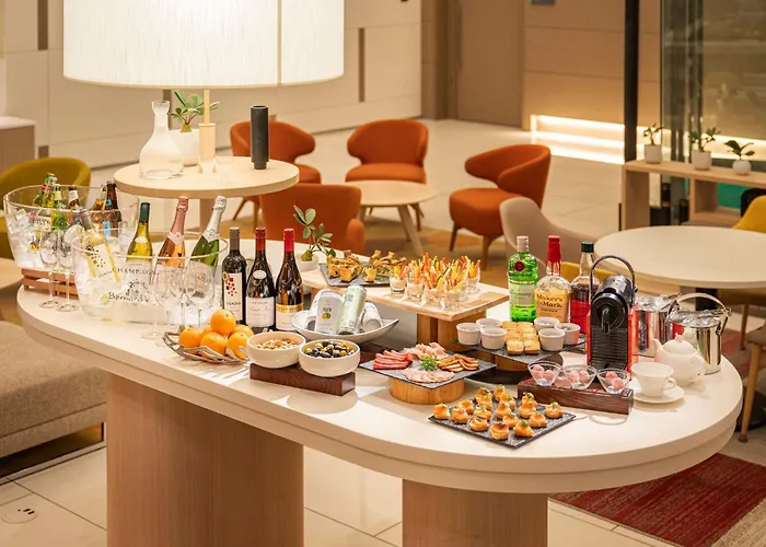 Holiday Inn & Suites Shin Osaka By Ihg